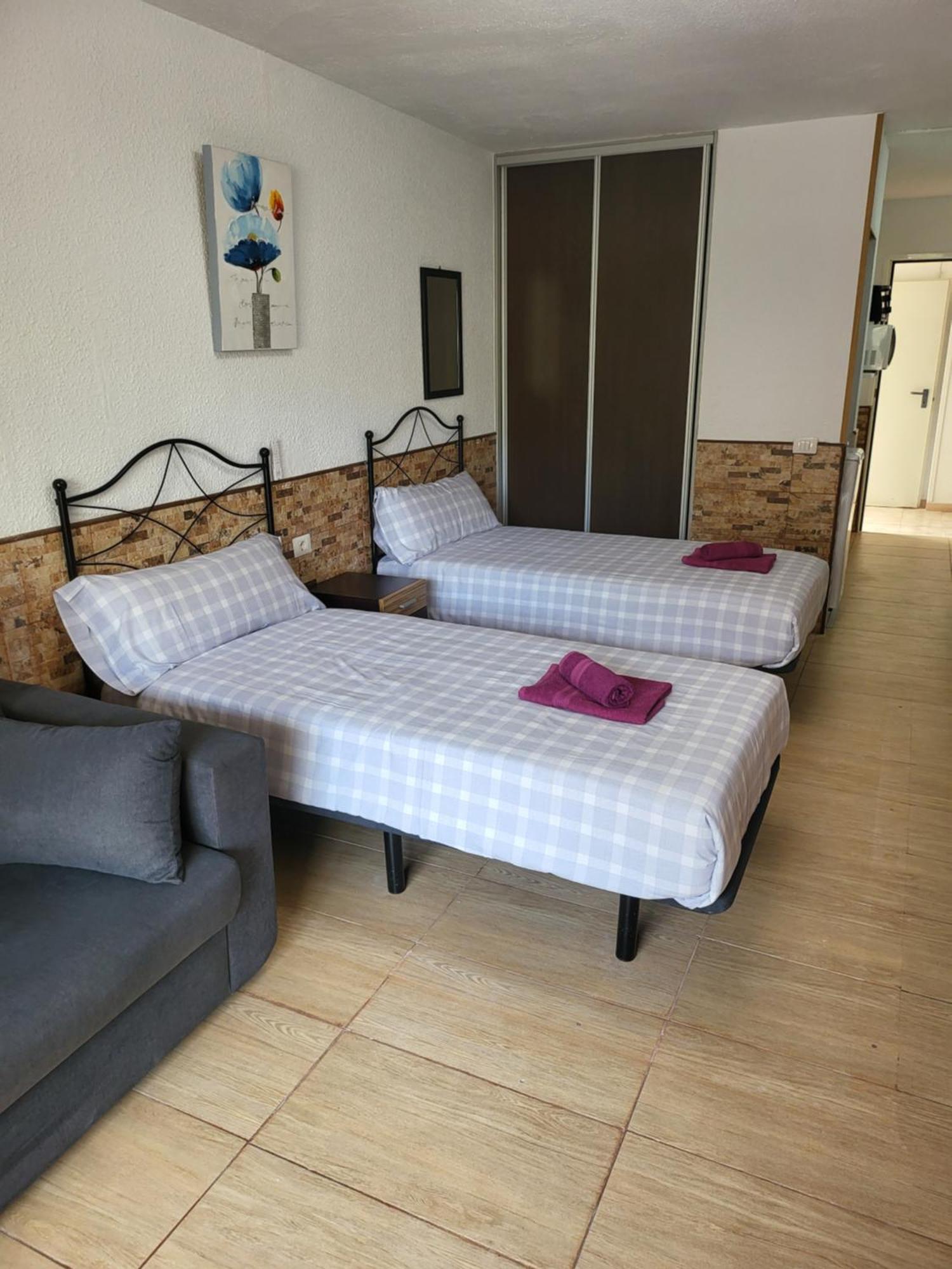 Tropic Apartments En Castle Harbour 로스크리스티아노스 외부 사진