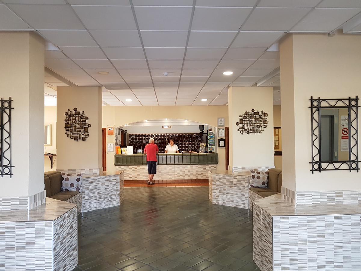 Tropic Apartments En Castle Harbour 로스크리스티아노스 외부 사진