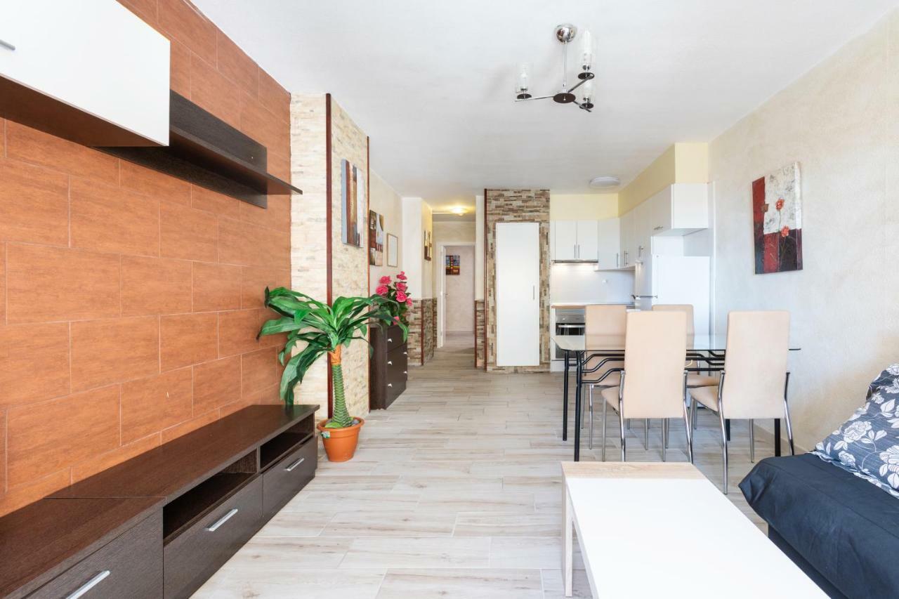 Tropic Apartments En Castle Harbour 로스크리스티아노스 외부 사진