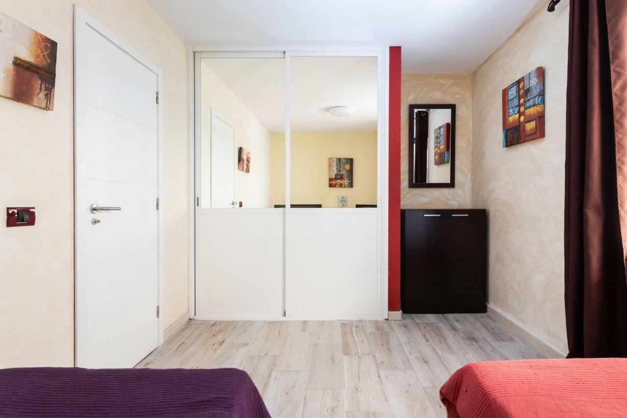 Tropic Apartments En Castle Harbour 로스크리스티아노스 외부 사진